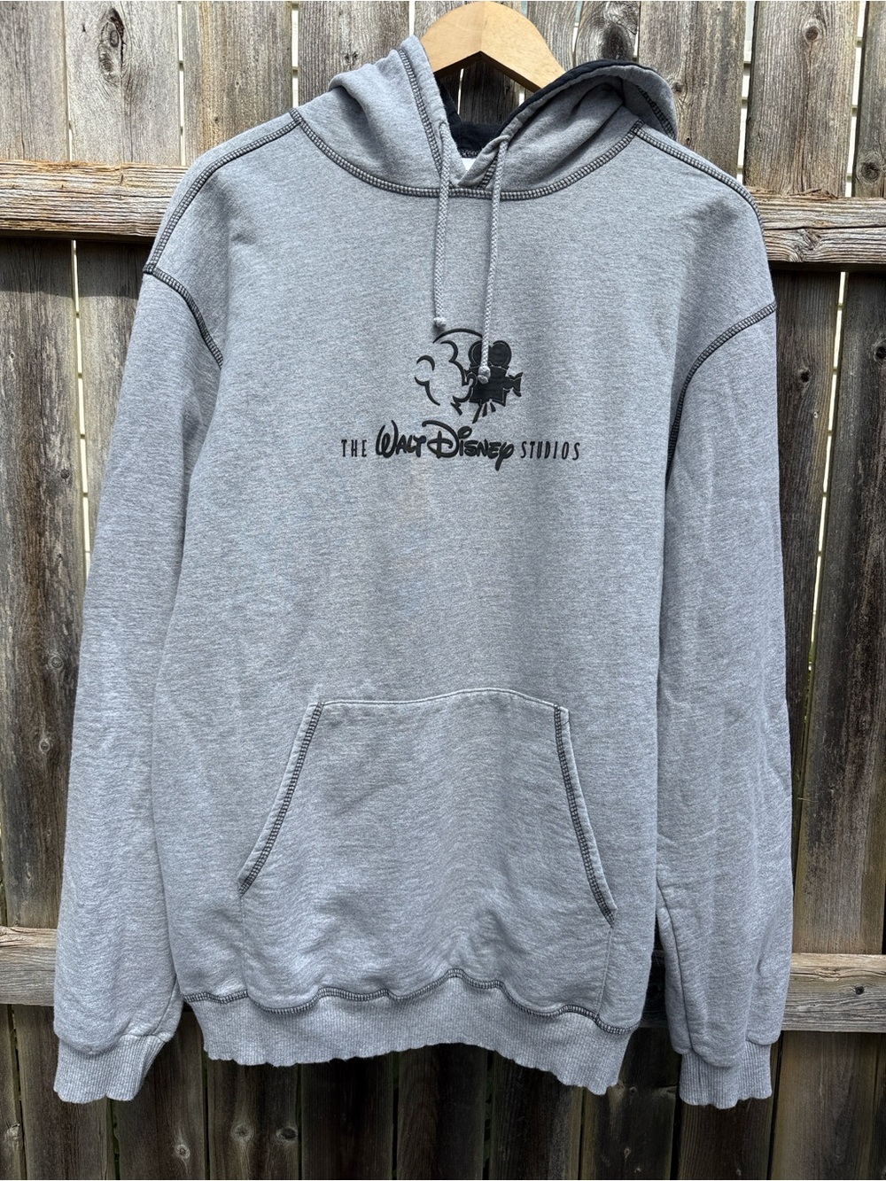 Vintage 90s Walt Disney Studios Mickey Mouse Film Camera Hoodie 2X USA
